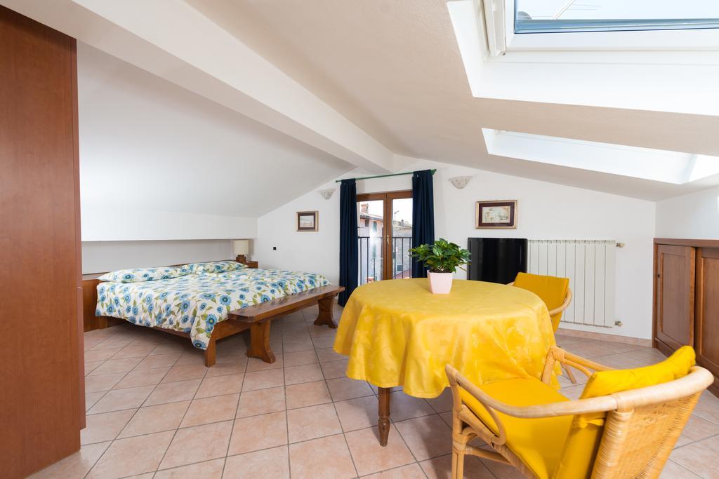 La Toresela Apartment Malcesine Bagian luar foto